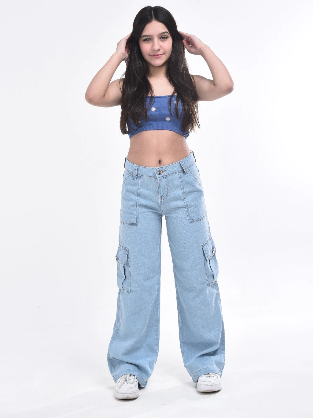 Calça Cargo Jeans Menina blogueirinha Juvenil 10 ao 16 anos com bolsos laterais - Imagem 4