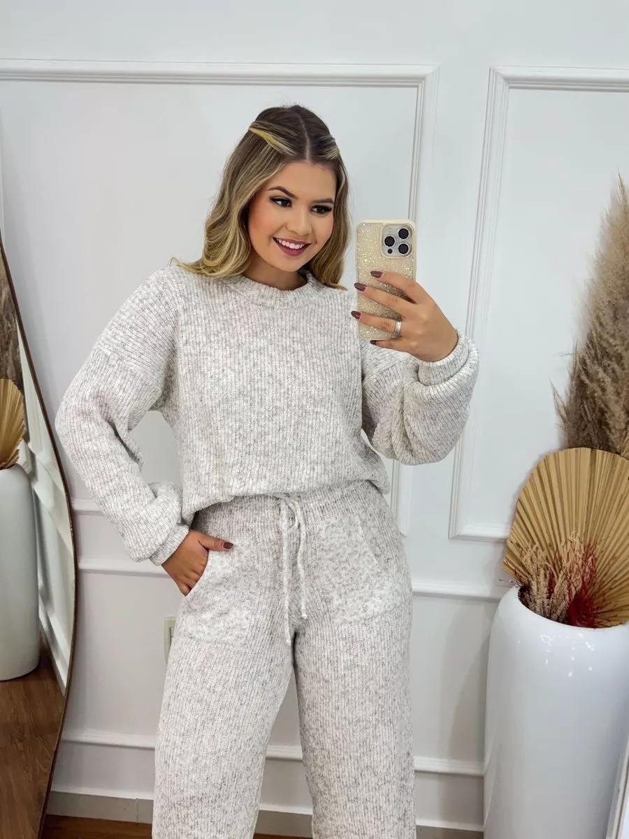 Conjunto de tricot mousse liso canelado com bolso