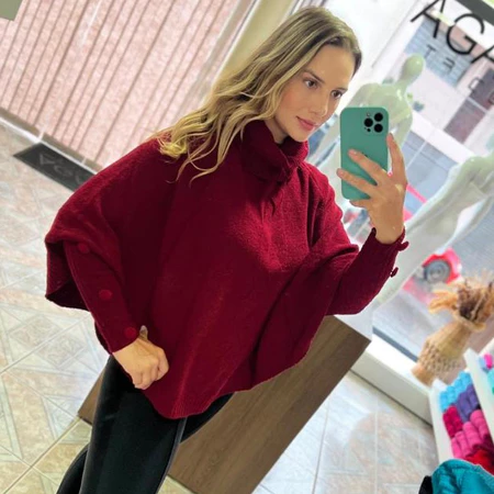 Blusa de Tricot Mousse Poncho Despojado Feminino de Inverno Tranças e Gola Boba Alta Botões - Imagem 4