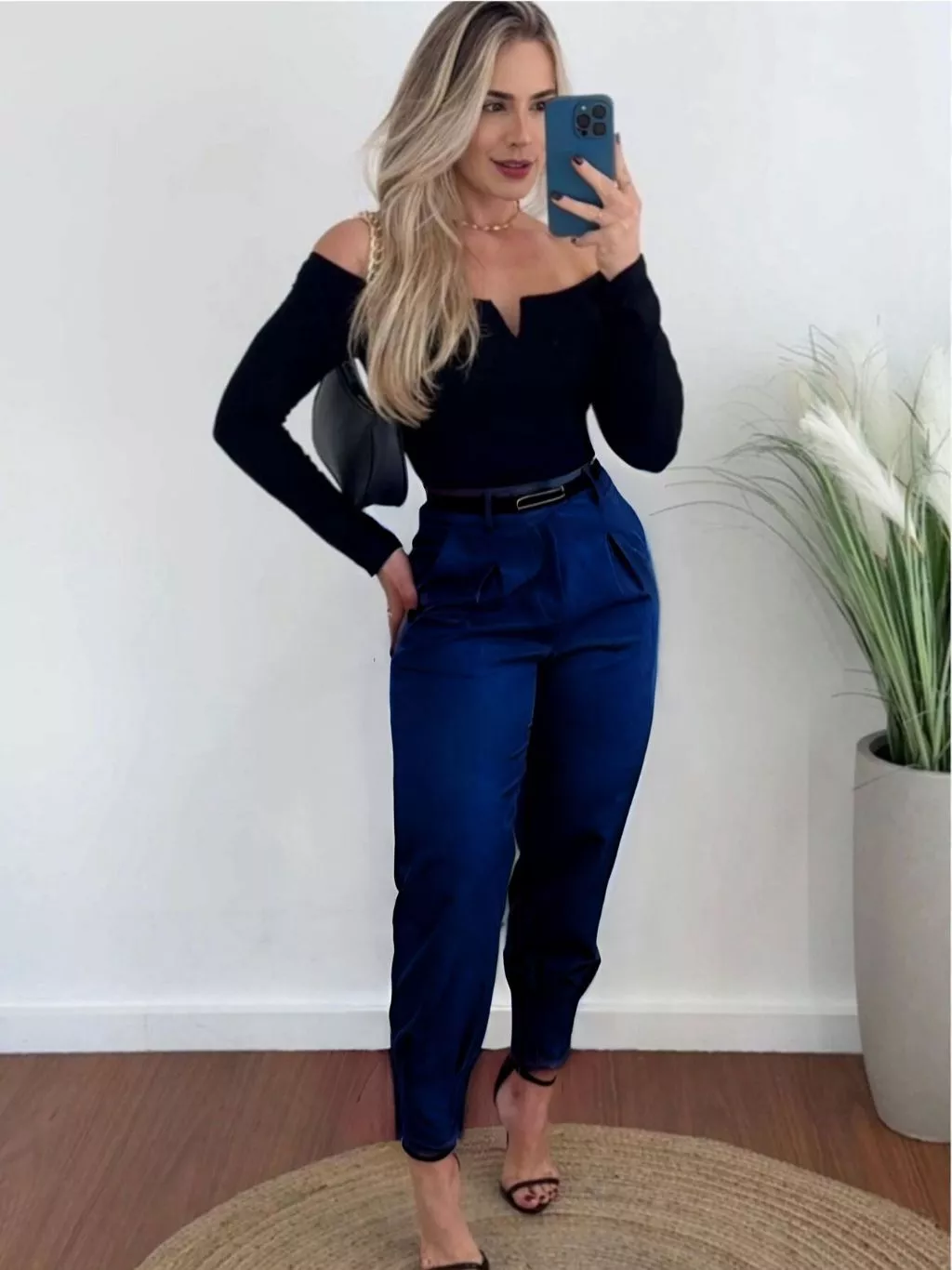 Calça Alfaiataria Feminina Cintura Alta Com Pença Casual e Social - Imagem 4