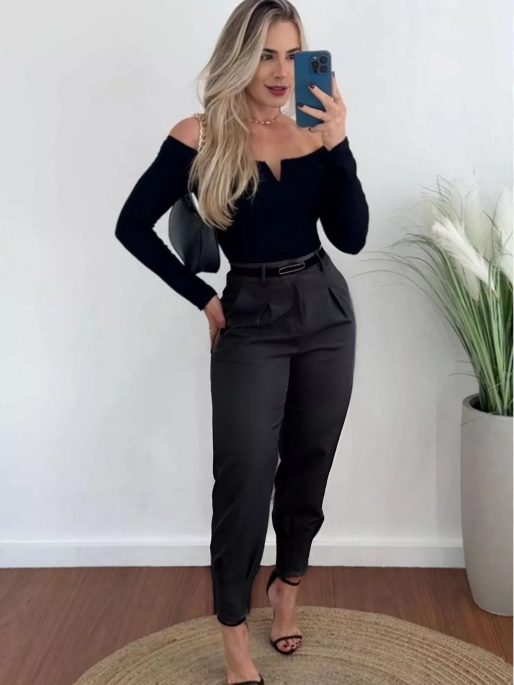 Calça Alfaiataria Feminina Cintura Alta Com Pença Casual e Social - Imagem 3